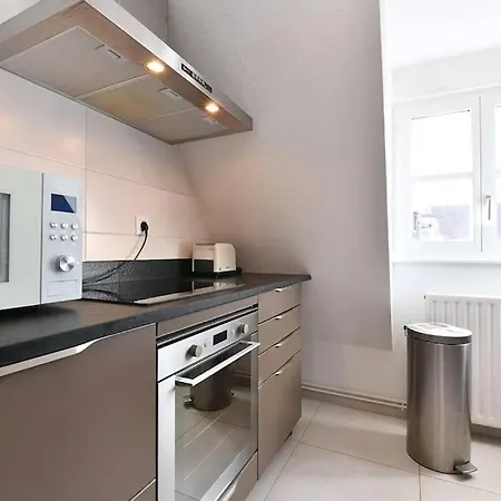 شقة Envole Moi Vers La Lune - 4 Guests - 2 Bedroom - كولمار