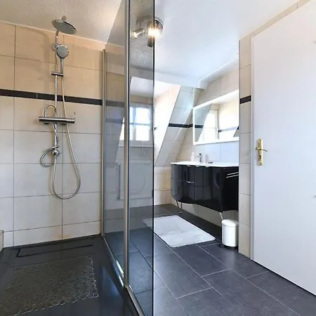 Envole Moi Vers La Lune - 4 Guests - 2 Bedroom - شقة